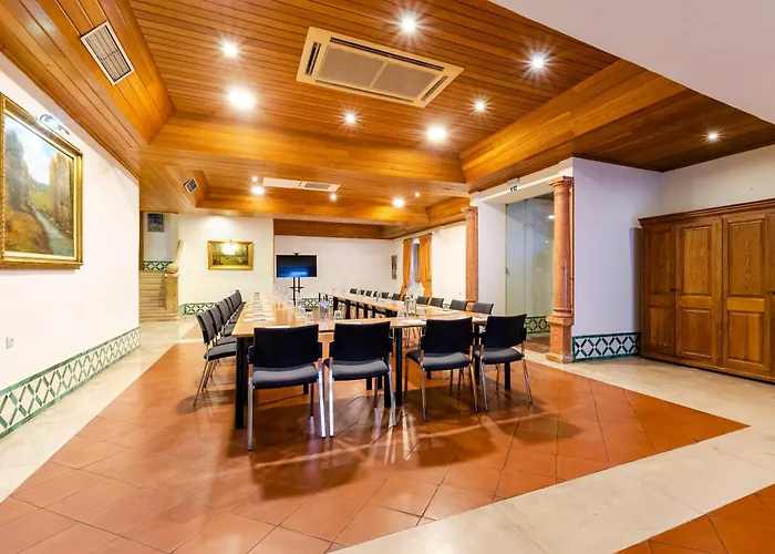 Turim Club Azeitao 4* 塞图巴尔