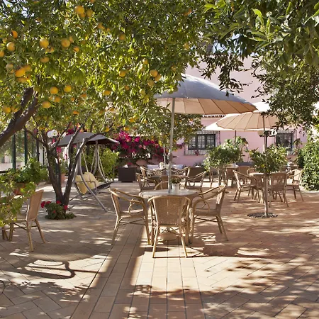 Turim Club Azeitao Hotel 4*